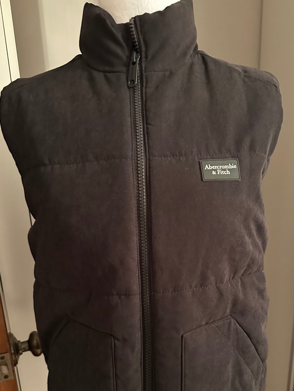 Abercrombie & Fitch kids black puffer vest size 13/14 #gilet #kids